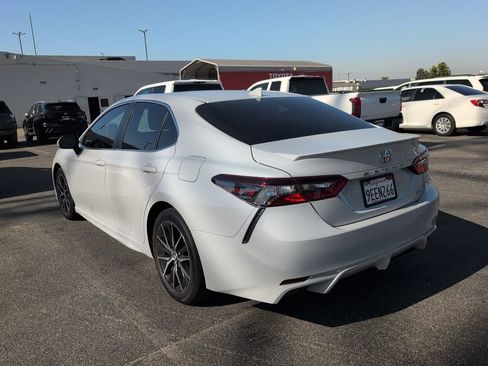 Certified 2023 Toyota Camry SE FWD image 7