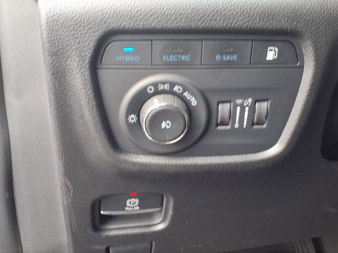 Certified 2024 Jeep Grand Cherokee Limited 4xe image 20