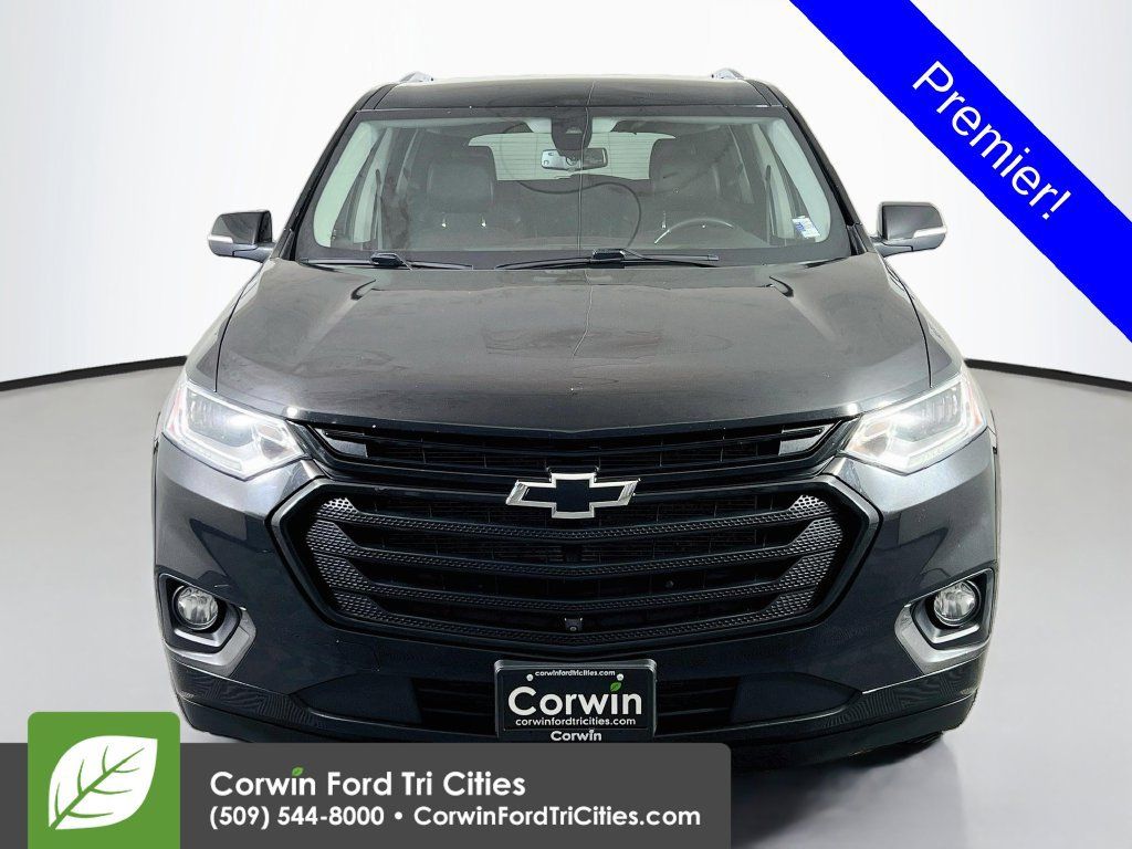 Used 2021 Chevrolet Traverse Premier w/ LPO, Blackout Package AWD/4WD image 4