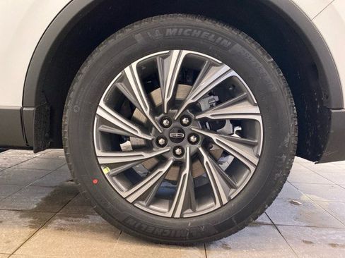 New 2026 Lincoln Aviator AWD image 23