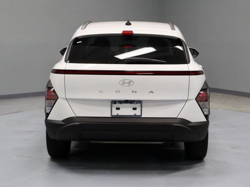 Used 2025 Hyundai Kona SEL FWD image 10