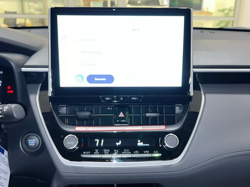 New 2026 Toyota Corolla Cross LE w/ Moonroof Package AWD/4WD image 22