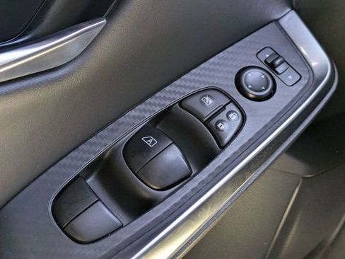 Used 2023 Nissan Sentra SR w/ Midnight Edition Package FWD image 22