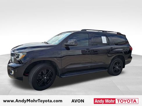 Used 2019 Toyota Sequoia TRD Sport w/ TRD Sport Premium Package AWD/4WD image 4