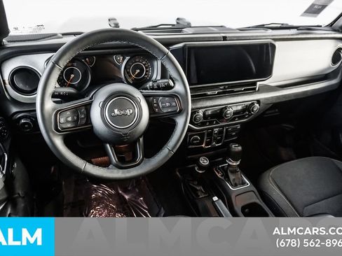 Used 2025 Jeep Wrangler Unlimited Sport AWD/4WD image 23