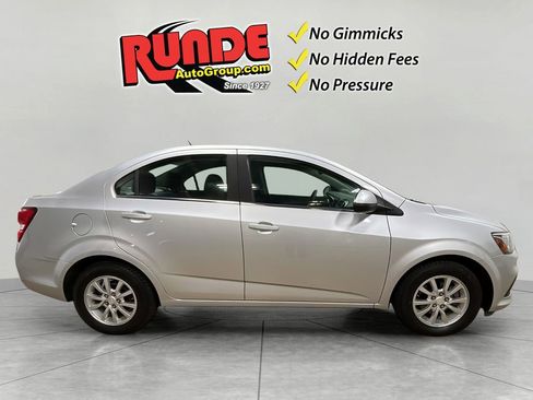 Used 2019 Chevrolet Sonic LT image 6