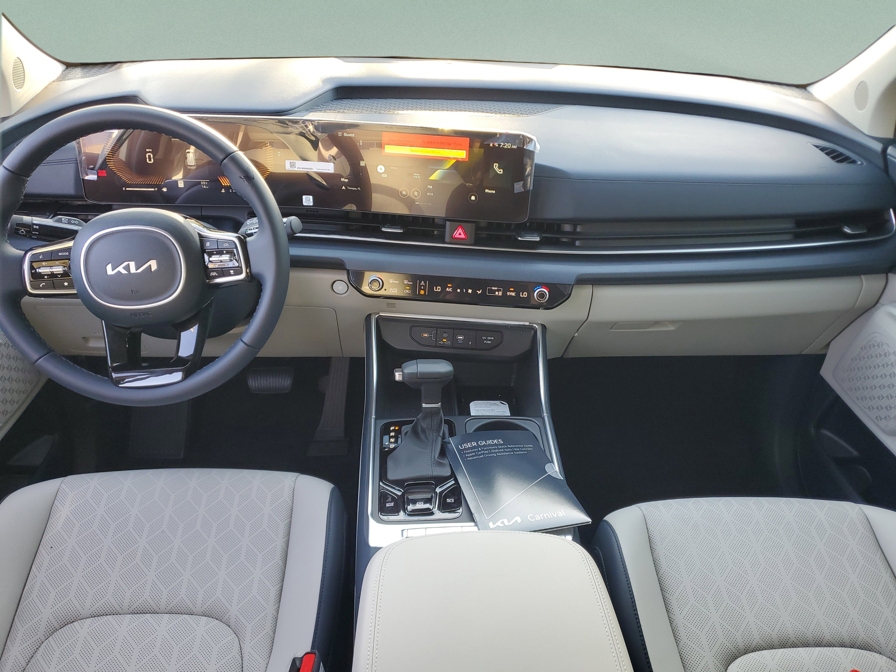 New 2026 Kia Carnival EX FWD image 7