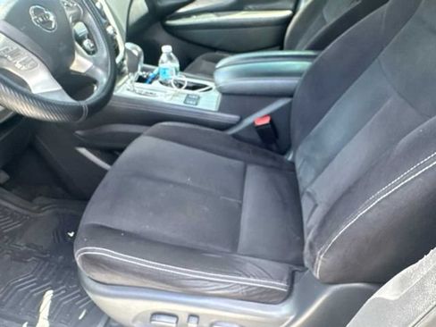 Used 2018 Nissan Murano SV w/ Premium Package FWD image 10