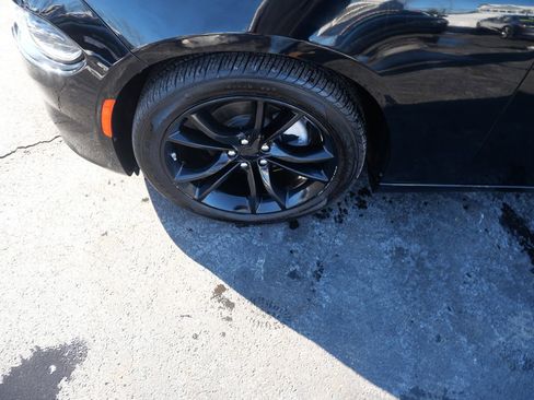 Used 2022 Dodge Charger SXT w/ Blacktop Package image 34