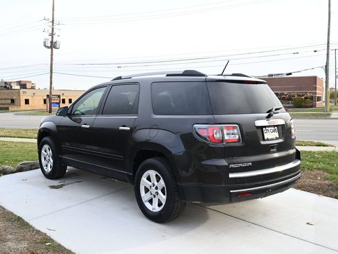 Used 2015 GMC Acadia SLE image 7