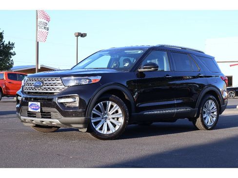 Used 2022 Ford Explorer Limited w/ Equipment Group 301A RWD image 17