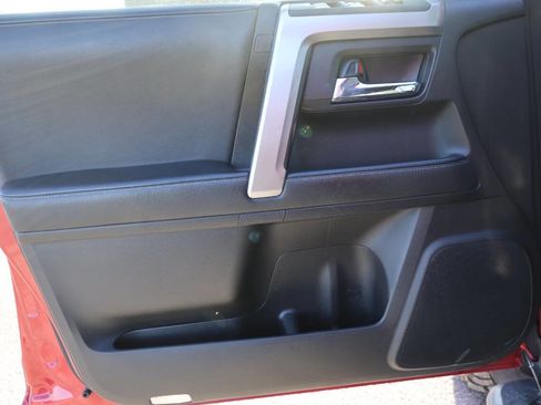 Used 2021 Toyota 4Runner SR5 image 12