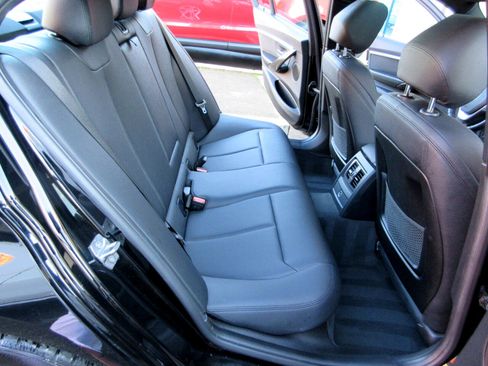 Used 2017 BMW 330i Sedan image 33