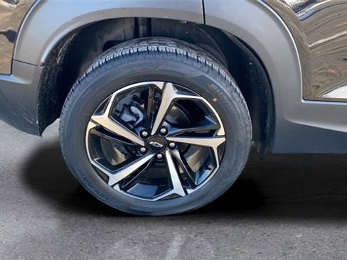 Used 2023 Chevrolet TrailBlazer RS image 18