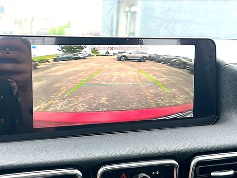 New 2026 Nissan Sentra SR w/ Floor Mat Package FWD image 22