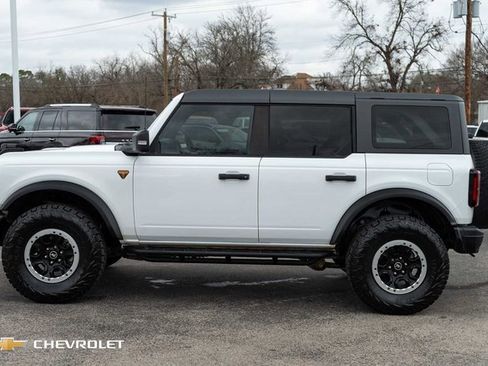 Used 2023 Ford Bronco Badlands w/ Sasquatch Package image 10