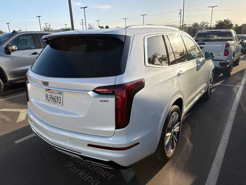 Used 2024 Cadillac XT6 Premium Luxury w/ Technology Package FWD image 6