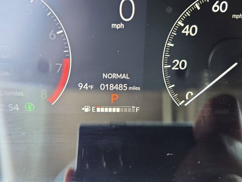 Certified 2023 Honda HR-V LX image 26