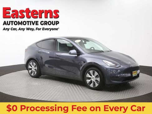 Used 2021 Tesla Model Y Long Range AWD/4WD image 43