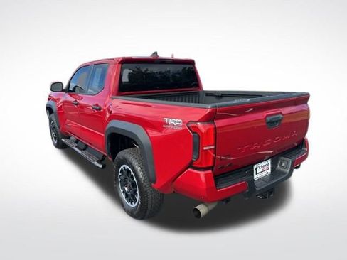 Used 2024 Toyota Tacoma TRD Off-Road image 4