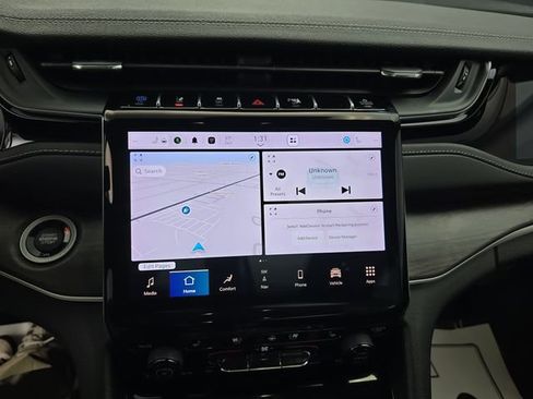 Used 2023 Jeep Grand Cherokee 4xe w/ Luxury Tech Group II image 32