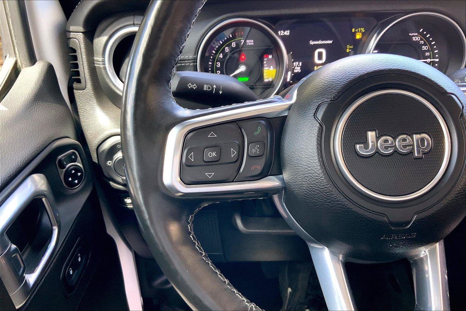 Certified 2023 Jeep Wrangler Unlimited Sahara w/ Cold Weather Group AWD/4WD image 18