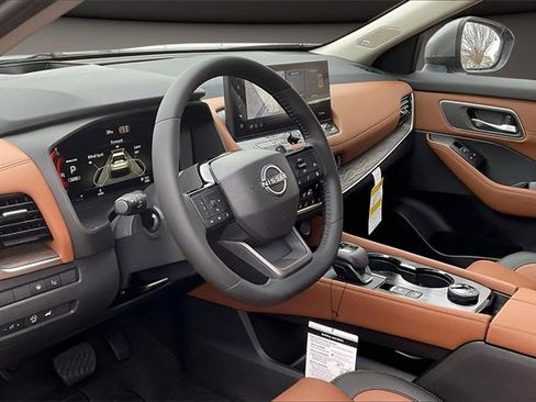 New 2026 Nissan Rogue Platinum w/ Platinum Premium Package image 7