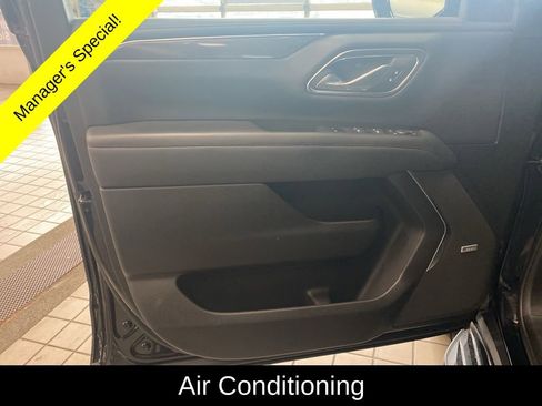 Used 2023 Chevrolet Tahoe RST w/ Luxury Package AWD/4WD image 9