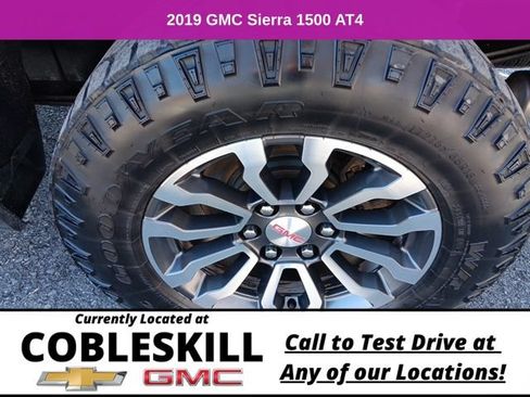 Used 2019 GMC Sierra 1500 AT4 w/ AT4 Premium Package AWD/4WD image 11
