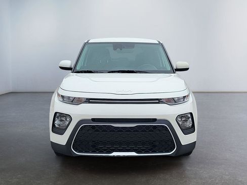 Used 2022 Kia Soul LX w/ Technology Package image 8