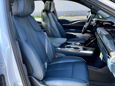 New 2026 Cadillac Escalade IQ Luxury 2 w/ LPO, Floor Liner Package AWD/4WD image 36