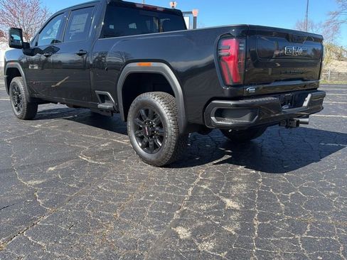 New 2026 GMC Sierra 2500 AT4 image 6