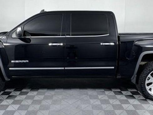 Used 2017 GMC Sierra 1500 SLT w/ SLT Preferred Package image 5