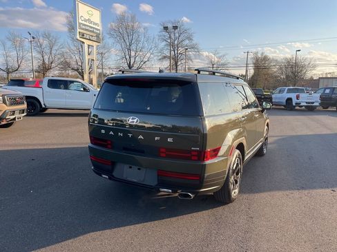 Used 2024 Hyundai Santa Fe SEL image 3