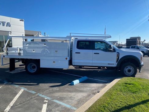 Used 2024 Ford F550 2WD Crew Cab Super Duty image 12