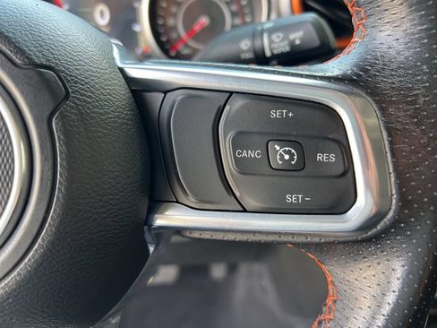 Certified 2021 Jeep Gladiator Mojave AWD/4WD image 13