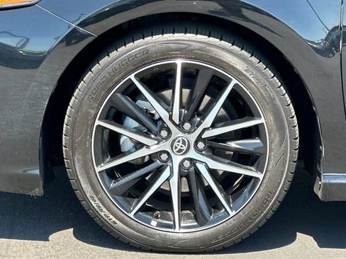 Certified 2023 Toyota Camry SE FWD image 29