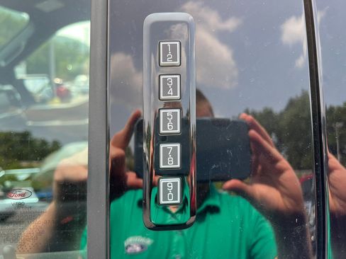 Used 2022 Ford F150 XLT w/ Equipment Group 302A High image 25