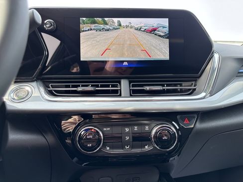 New 2026 Chevrolet Trax LT image 16