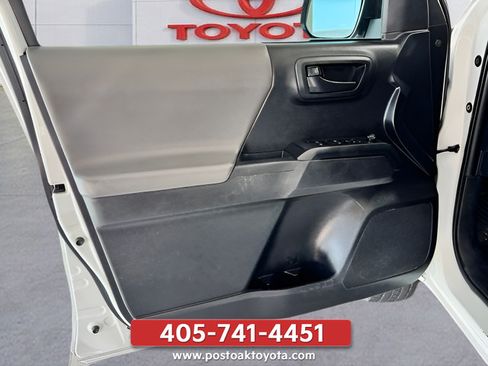 Used 2019 Toyota Tacoma SR w/ SR Convenience Package RWD image 19