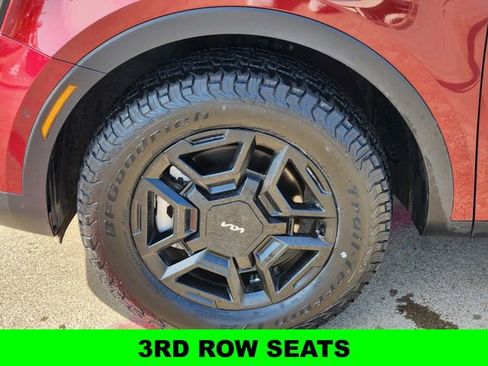 Used 2024 Kia Sorento SX Prestige image 9