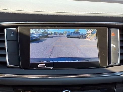 Used 2020 Buick Enclave Essence FWD image 20