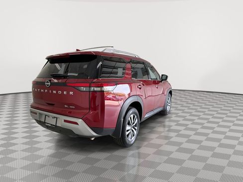 Certified 2024 Nissan Pathfinder SL AWD/4WD image 11