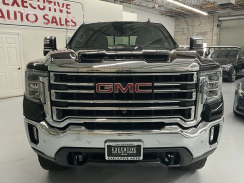 Used 2023 GMC Sierra 2500 SLT w/ SLT Premium Package image 2