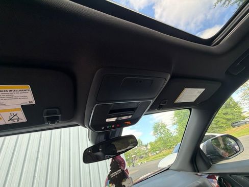 Used 2026 Chevrolet Equinox RS w/ Convenience Package III FWD image 19