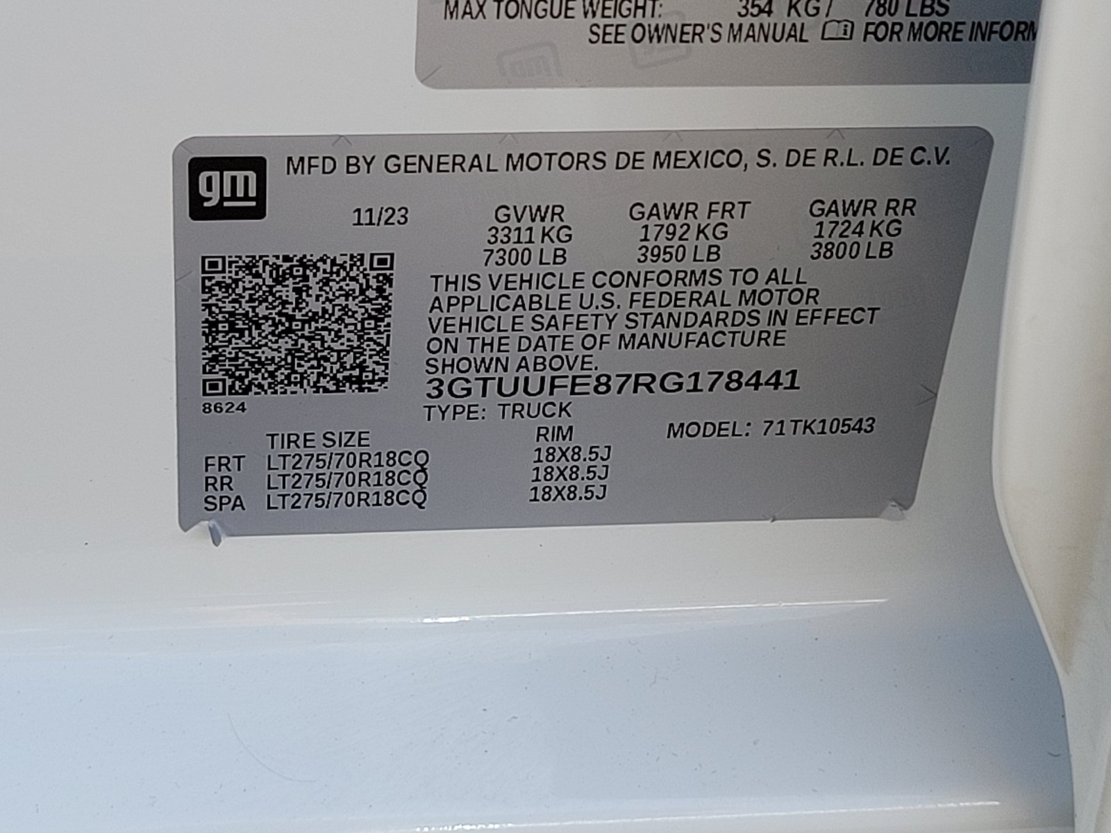 Used 2024 GMC Sierra 1500 AT4X AWD/4WD image 17