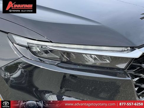 Used 2025 Honda CR-V EX-L image 12