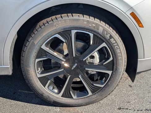 New 2026 Lincoln Nautilus Reserve image 12