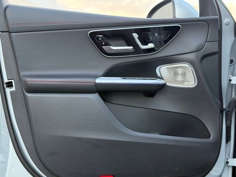 New 2025 Mercedes-Benz GLC 43 AMG GLC 43 AMG image 15