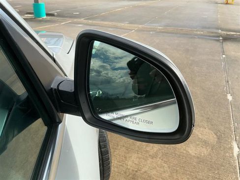 Used 2016 BMW X5 xDrive40e image 16